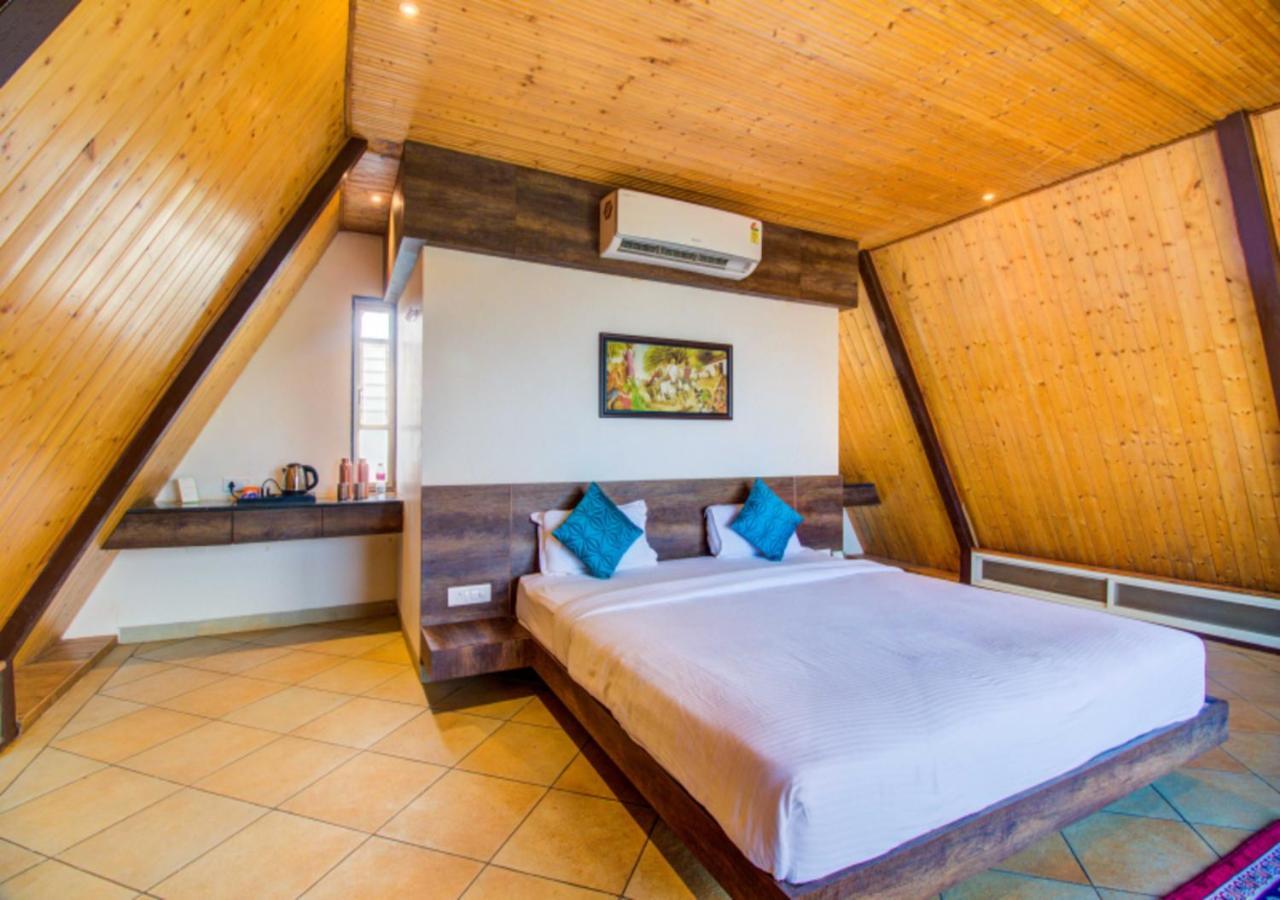 ماهاباليشوار Nirvana Eco And Agro Resort المظهر الخارجي الصورة
